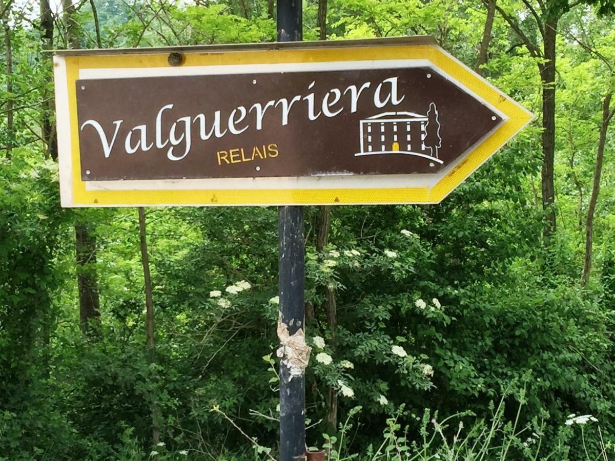 Gasthaus Relais Valguerriera Apecchio Exterior foto